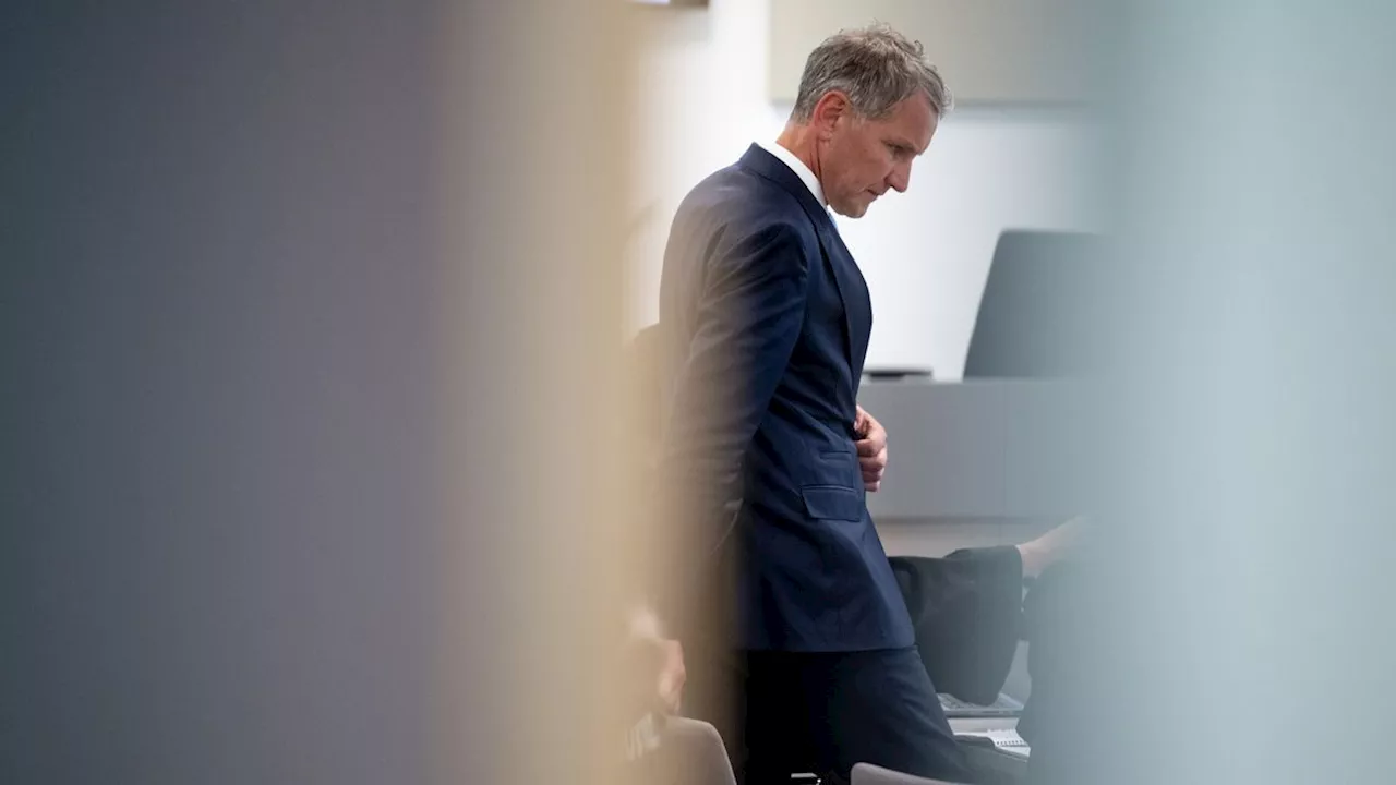 Narzissmus-Vorwurf in der Thüringer AfD: AfD-Kommunalpolitiker drängen auf Rücktritt von Landeschef Höcke