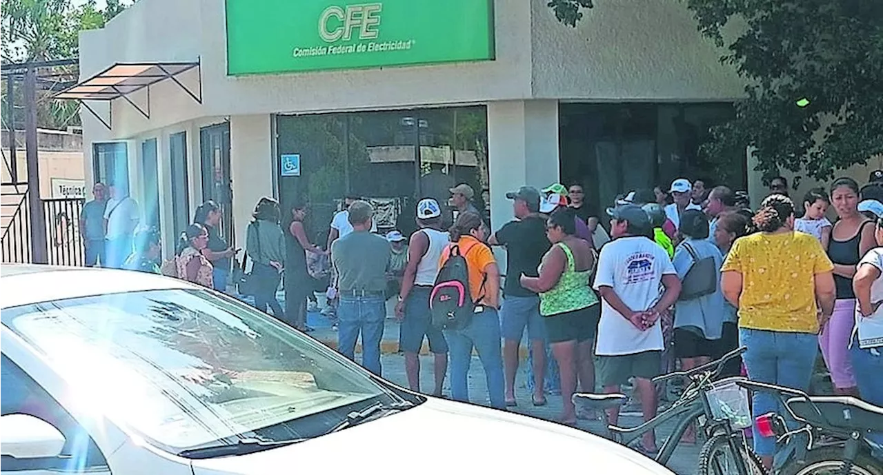 Vecinos exigen a CFE solucionar los apagones