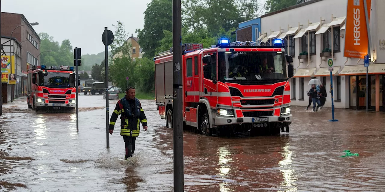 Extreme Hochwassergefahr im Saarland - Gebäude evakuiert