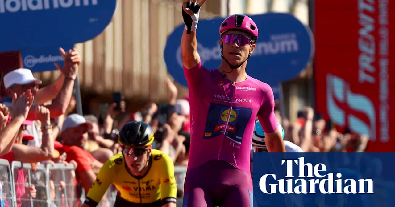 Giro d’Italia 2024: Jonathan Milan pounces for third stage victory of race