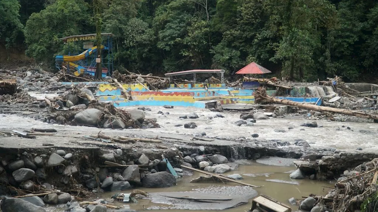 Diterjang ”Galodo”, Bangunan di DAS Lembah Anai Segera Ditertibkan