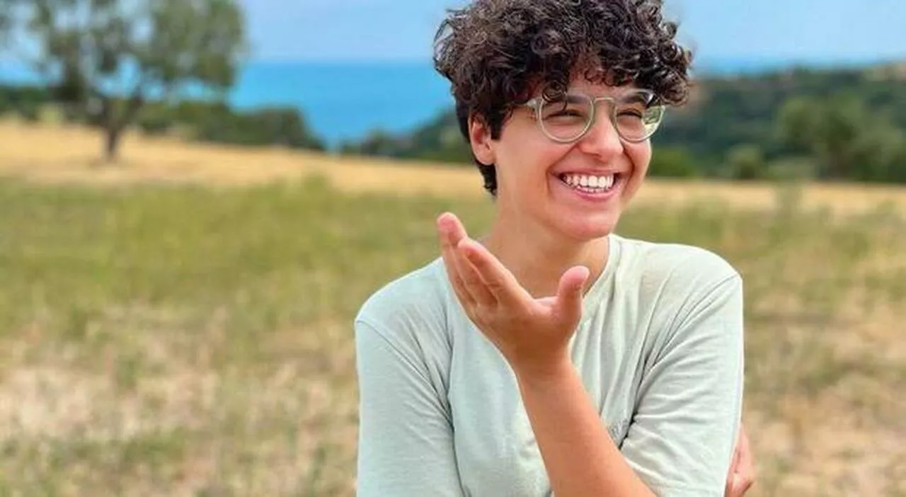 La blogger Chiara Viscioni molestata sull’ambulanza, l'infermiere nega tutto: «Non è vero»