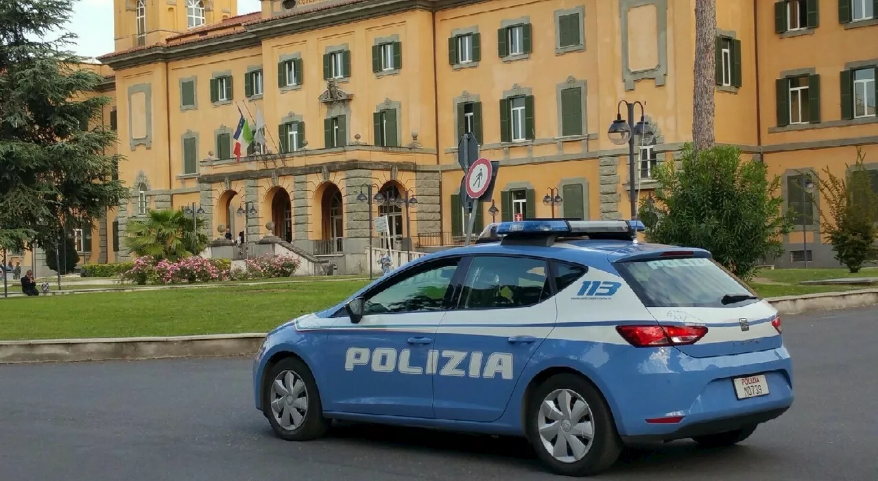 Roma: litiga con i genitori, si chiude in bagno e si spara alla testa con la pistola del papà: 16enne in fin d