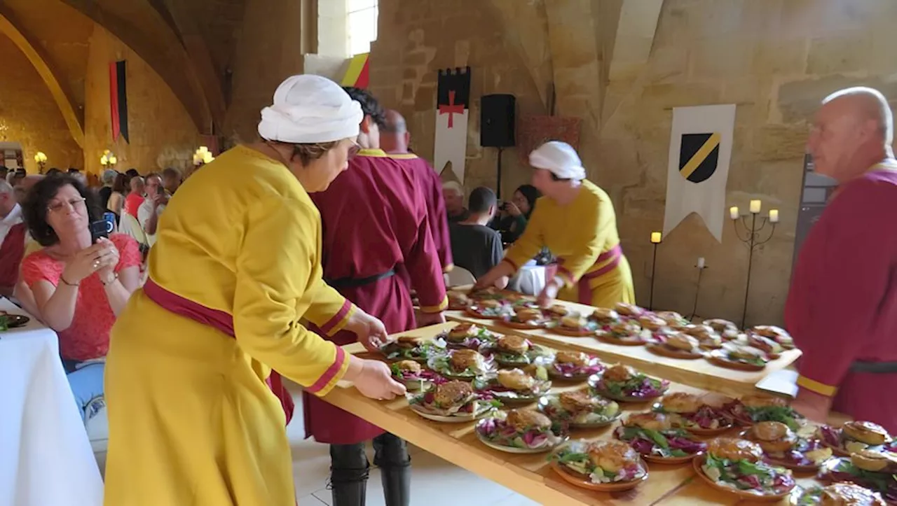 Villemoustaussou. Les Echansons du Carcassès, gardiens des traditions