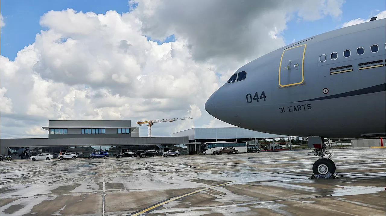 La base d'Istres transformée en 'mini Charles-de-Gaulle' militaire