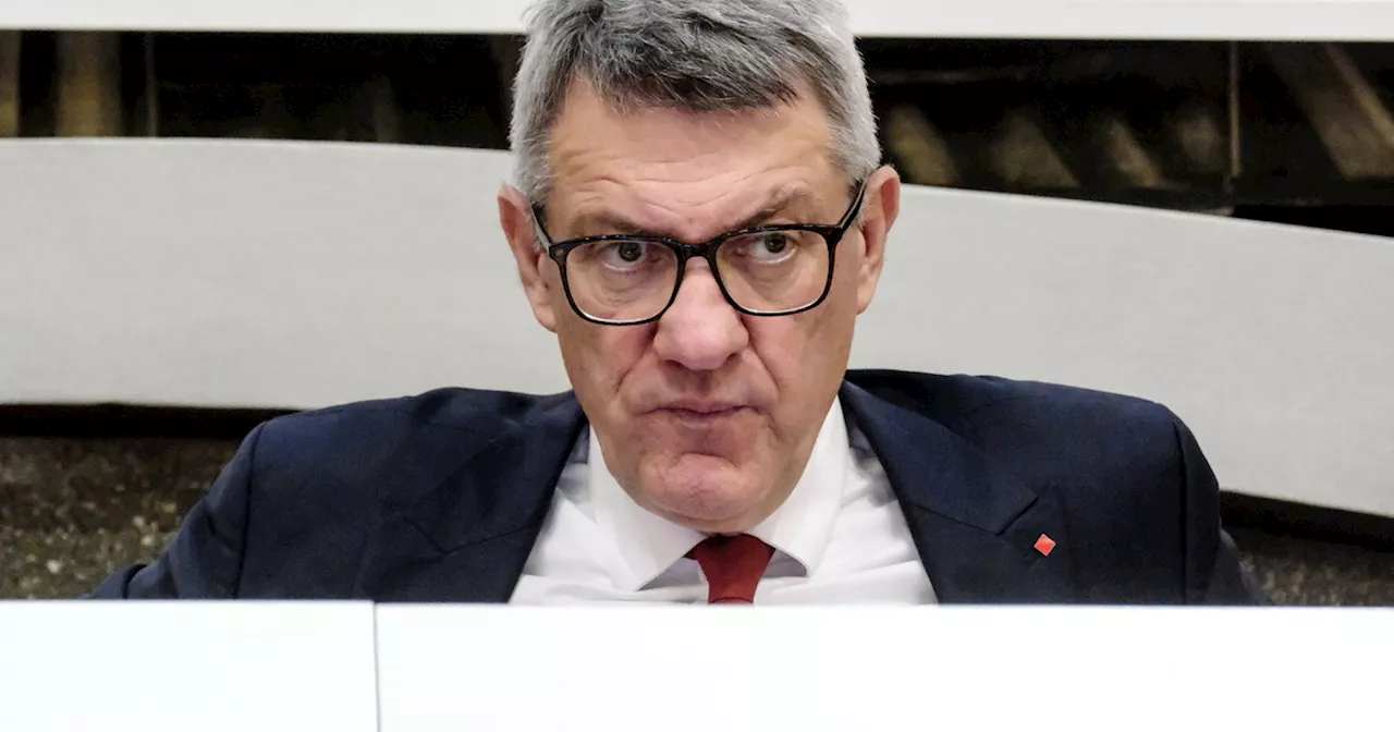 Maurizio Landini, il flop: fuga dalla Cgil, cosa sta succedendo in fabbrica