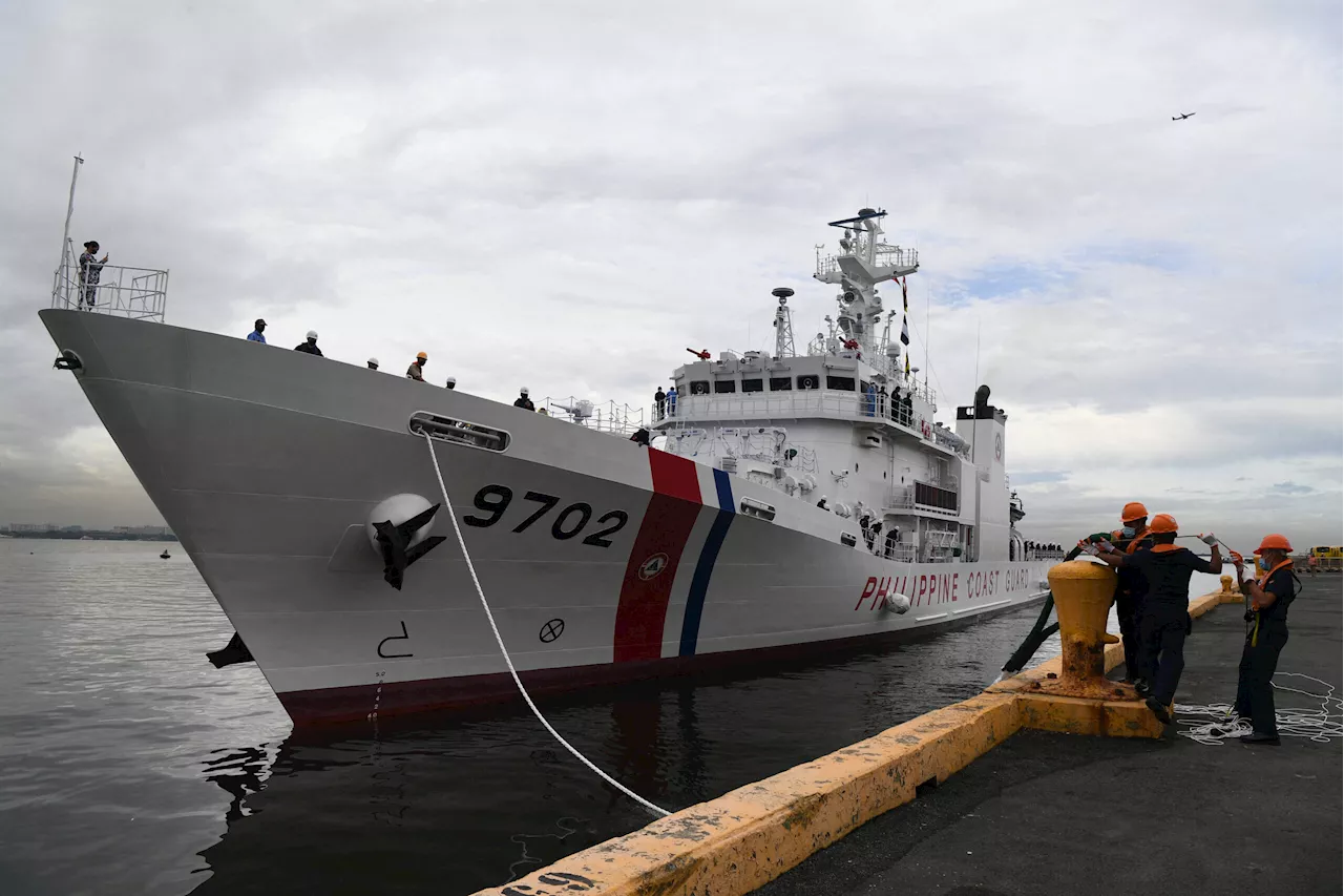 Philippines to buy 5 Japan-made coast guard ships in $400 million deal