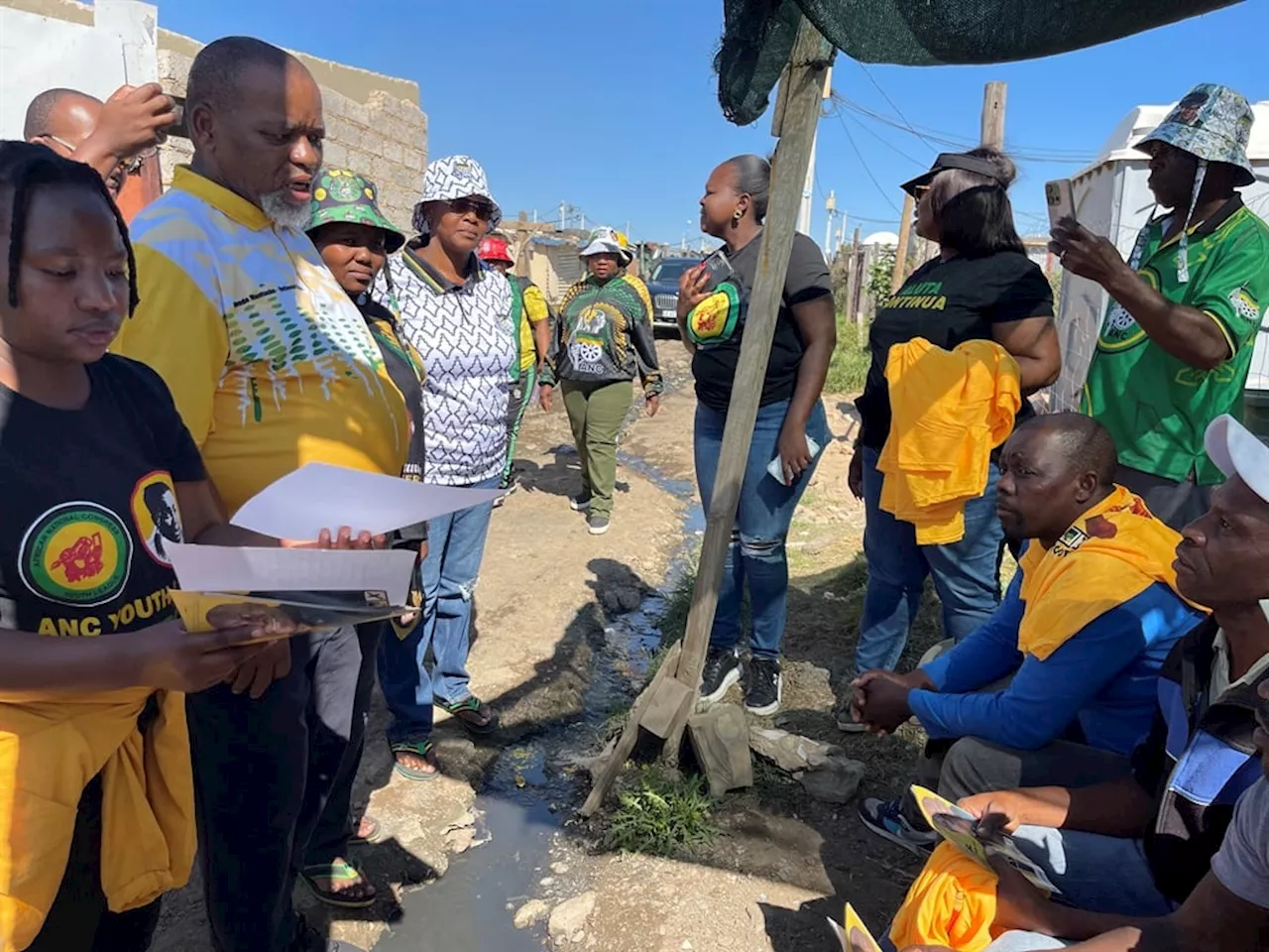 Mantashe must spend a night here and smell the sewage, say frustrated Tembisa residents