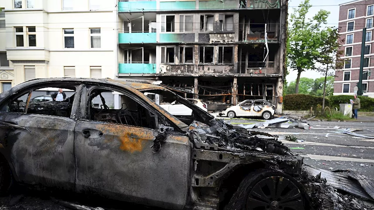 Drei Tote in Düsseldorf: Ermittler entdecken nach Kiosk-Explosion Brandbeschleuniger