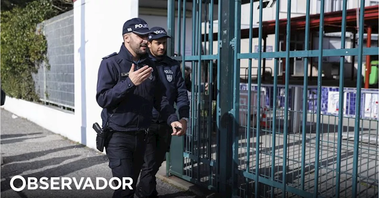 Ministério da Educação reuniu com centro que fez denúncia e reitera não haver “qualquer indício” de “linchamento” em escola da Amadora