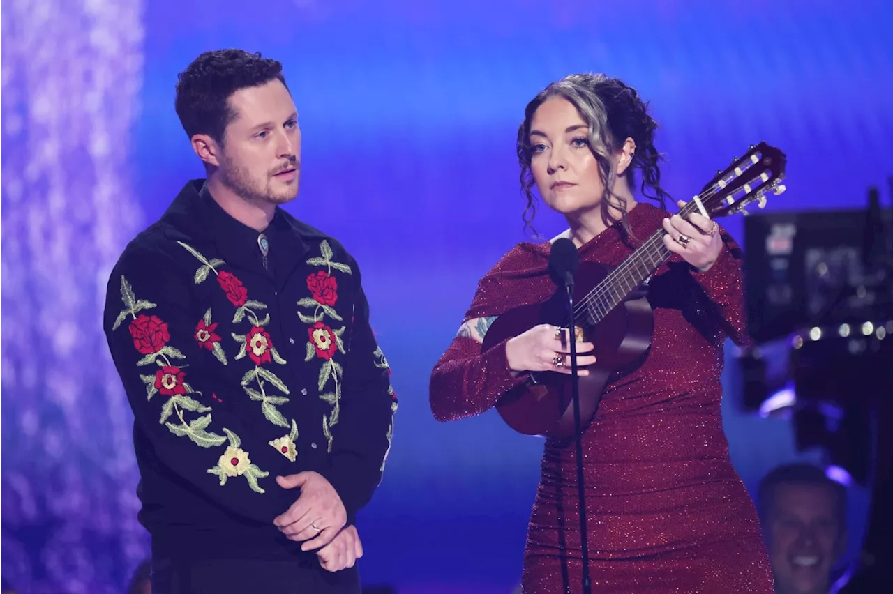 Watch Ashley McBryde and Noah Reid Sing About Morgan Wallen’s Chair Throwing at 2024 ACMs