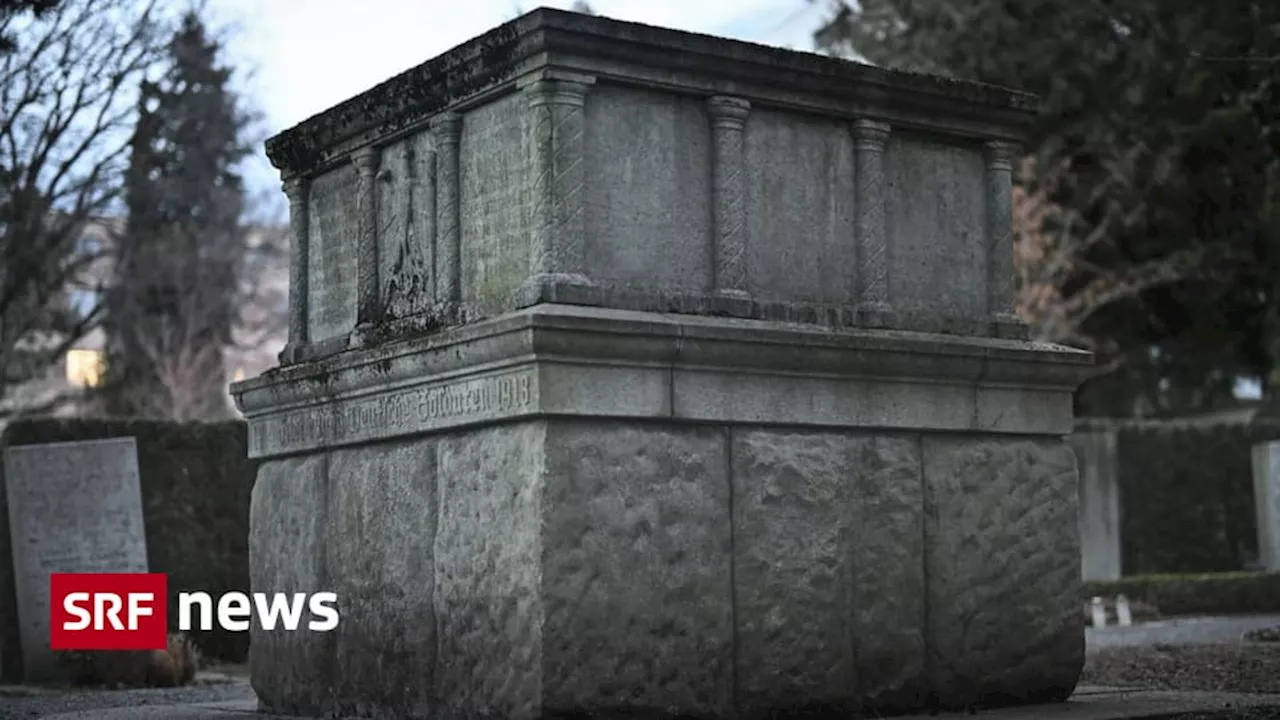 Lückenhafte Infotafel bei Nazi-Denkmal in Chur wirft Fragen auf