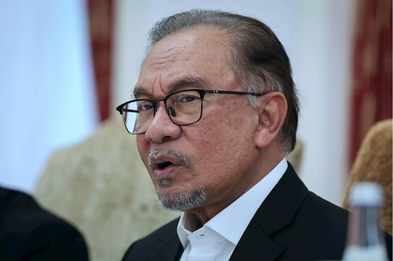 Anwar calls for firm action following Ulu Tiram police station attack