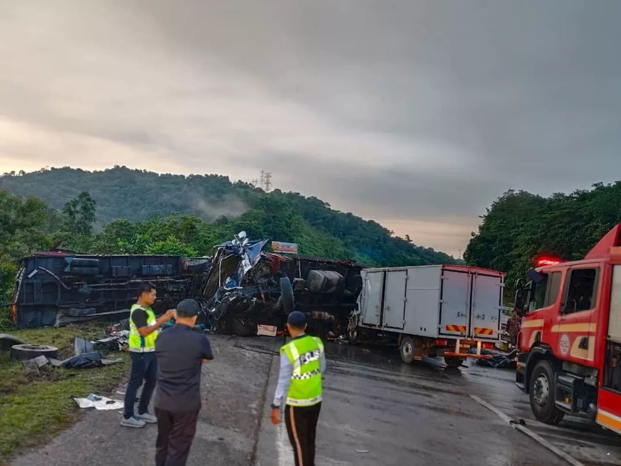 Three-vehicle pile-up causes 13km traffic crawl on NSE