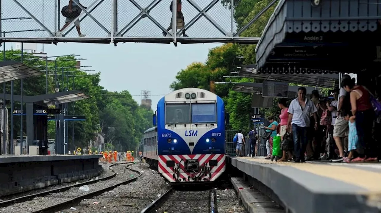 Accidente Caos En El Tren Sarmiento El Impactante Video De Los Pasajeros Subiendo Hasta Por La