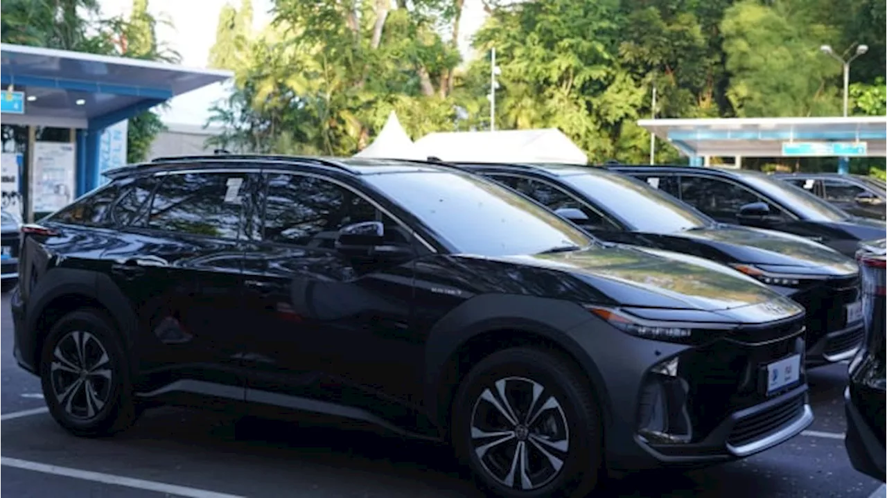 Ratusan Unit Mobil Listrik Toyota Dipakai Menteri dan Tamu Negara di WWF Bali