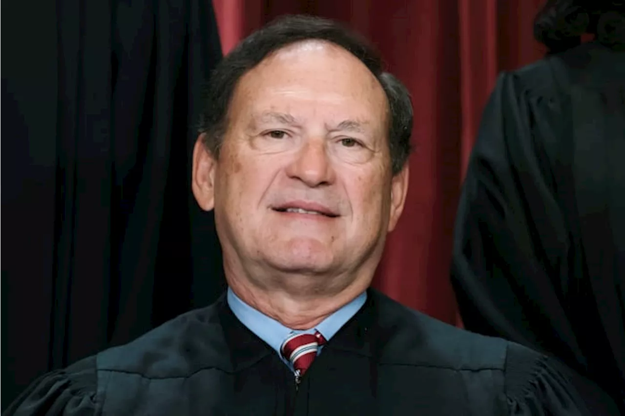 Justice Alito's home flew flag upside down after Trump's 'Stop the Steal' claims, report says