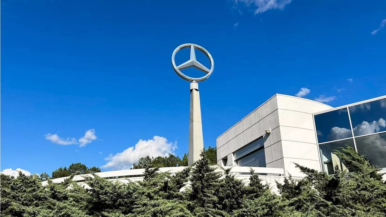 Alabama Mercedes-Benz workers reject UAW bid