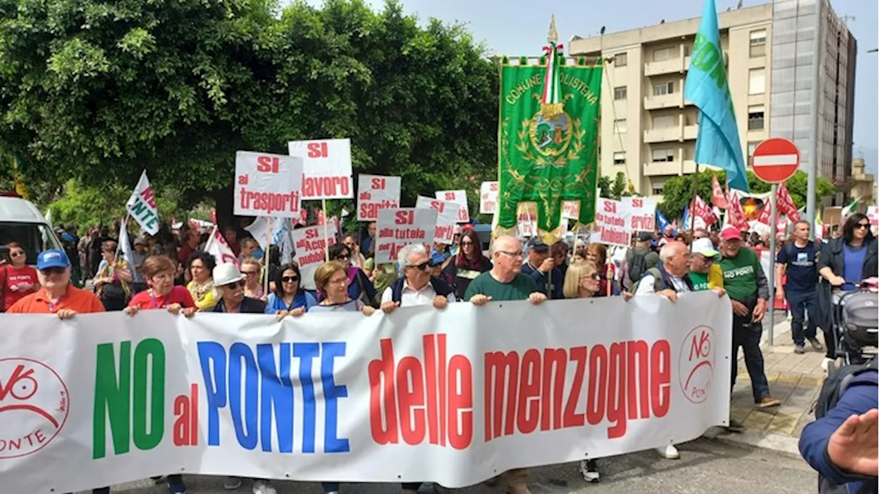 Manifestazione No Ponte a Villa San Giovanni