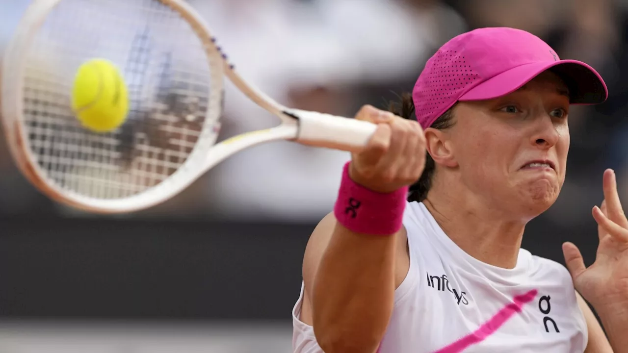 Top-ranked Swiatek dominates No. 2 Sabalenka to claim her 3rd Italian Open title