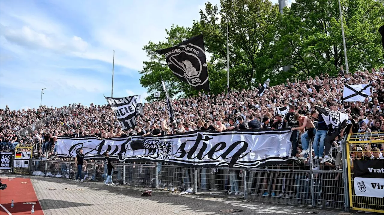 Die Meisterfeier des SSV Ulm im Live-Blog: Auf geht's in die 2. Bundesliga