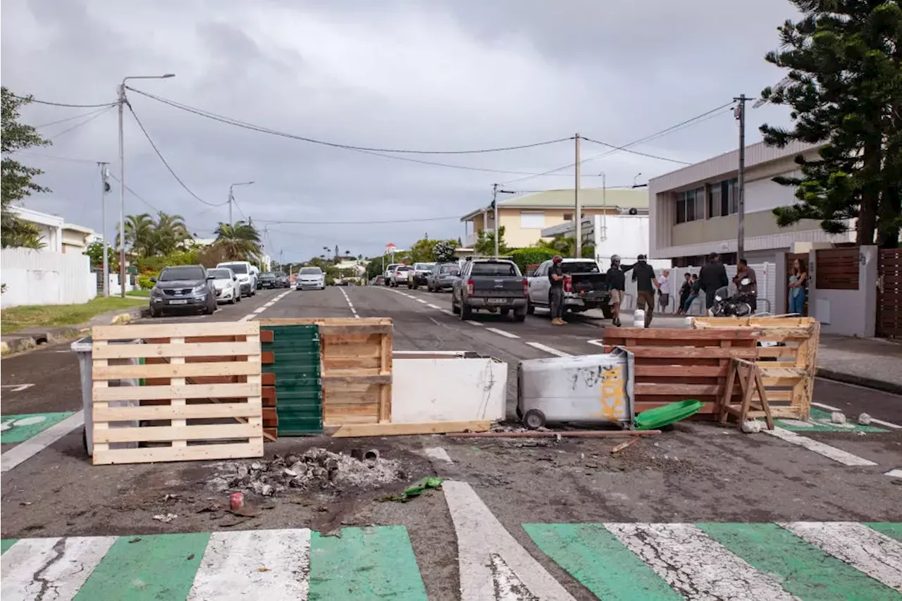 Passagem da chama olímpica pela Nova Caledónia cancelada devido aos problemas de segurança no arquipélago