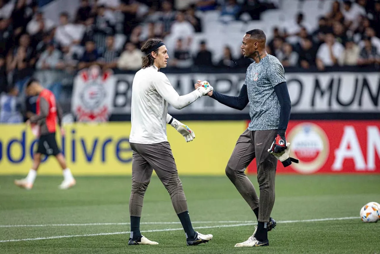 Sem Cássio, Corinthians corre risco de perder Carlos Miguel