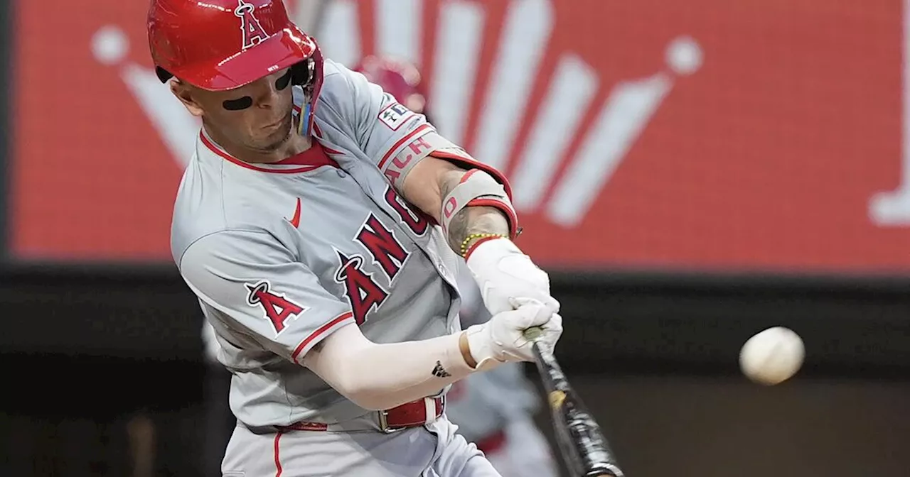 Angels vencen a Rangers, en 1ra victoria de Washington como visitante en Texas