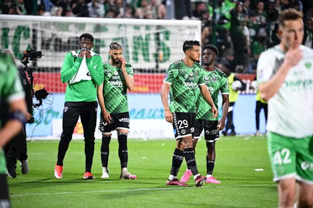 « À un moment donné, il faut y aller... » Après avoir raté la montée directe, Saint-Étienne doit se remobil...