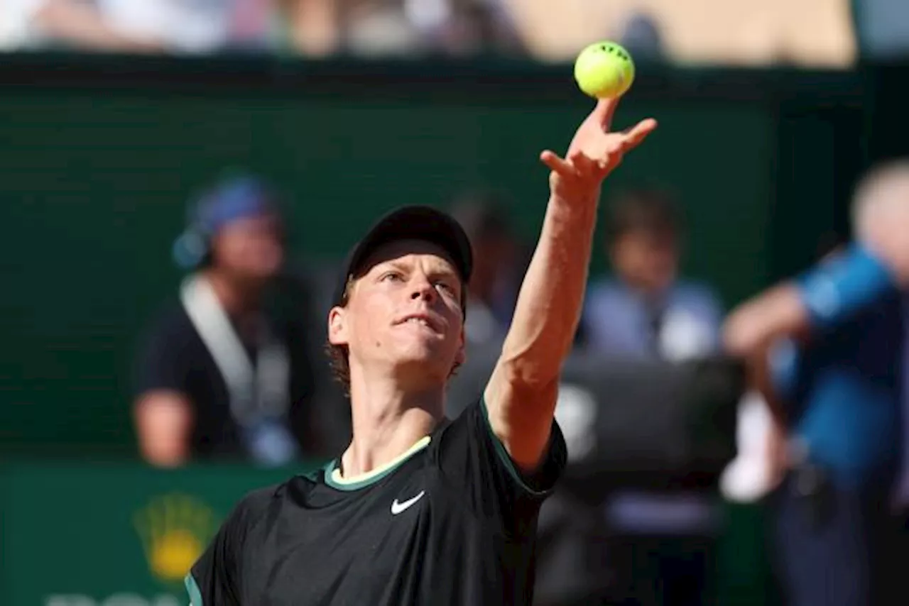 Jannik Sinner retrouve l'entraînement à une semaine de Roland-Garros