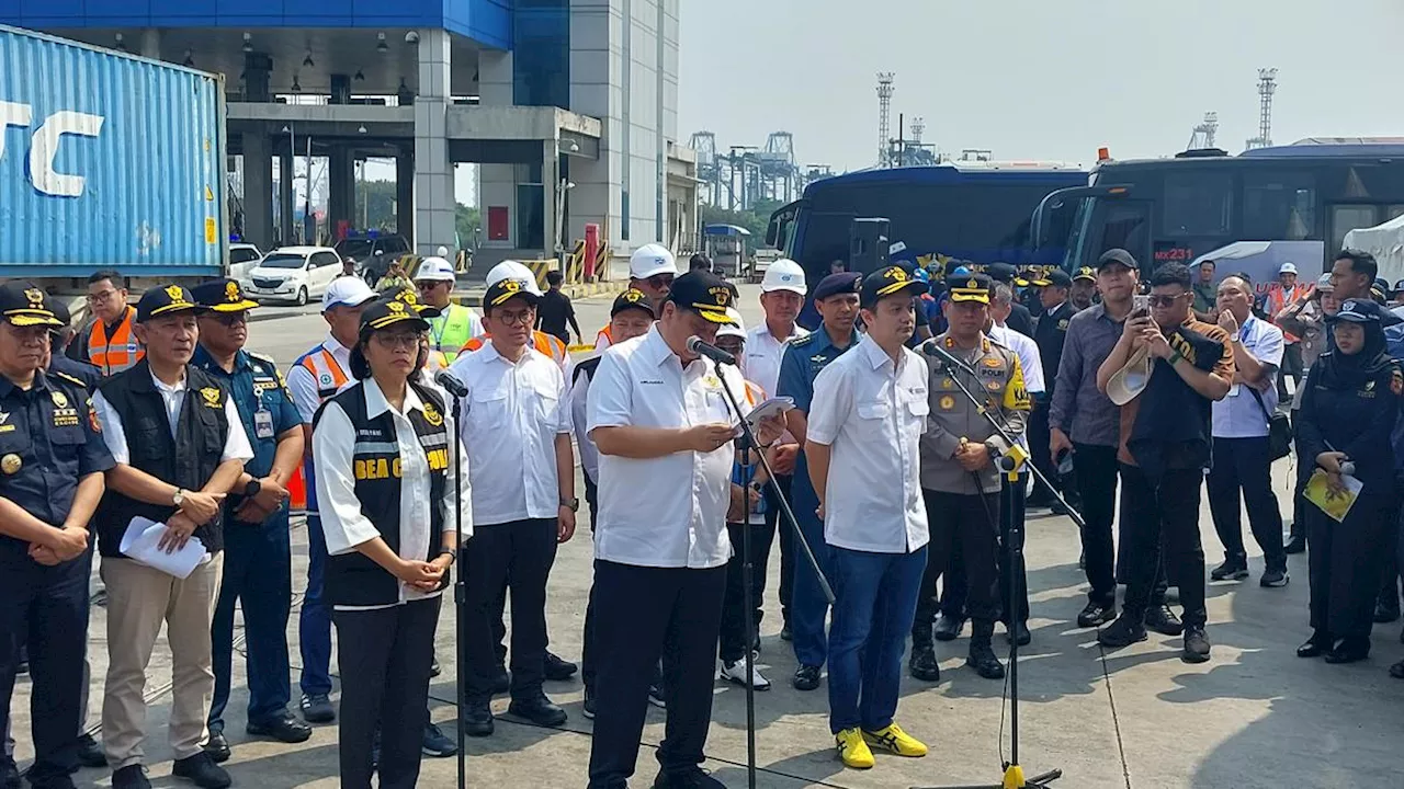 Didatangi Menko Airlangga dan Sri Mulyani, Puluhan Kontainer Barang Impor Akhirnya Keluar dari Tanjung Priok