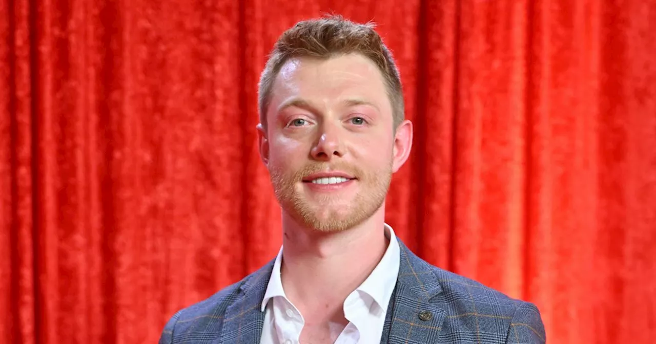 Real life of Corrie's Rob Mallard - co-star ex, new love, 'serious' condition