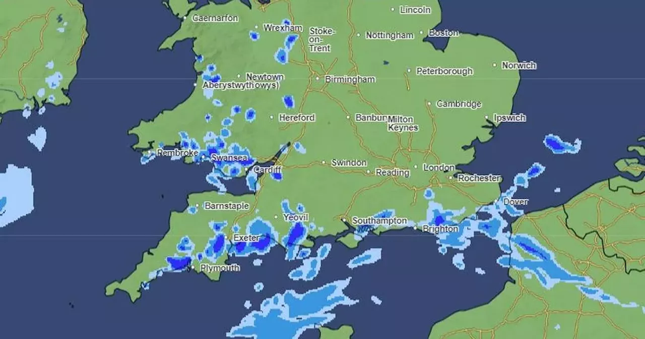 Thunderstorm warning issued by Met Office as heavy rain to batter parts of UK