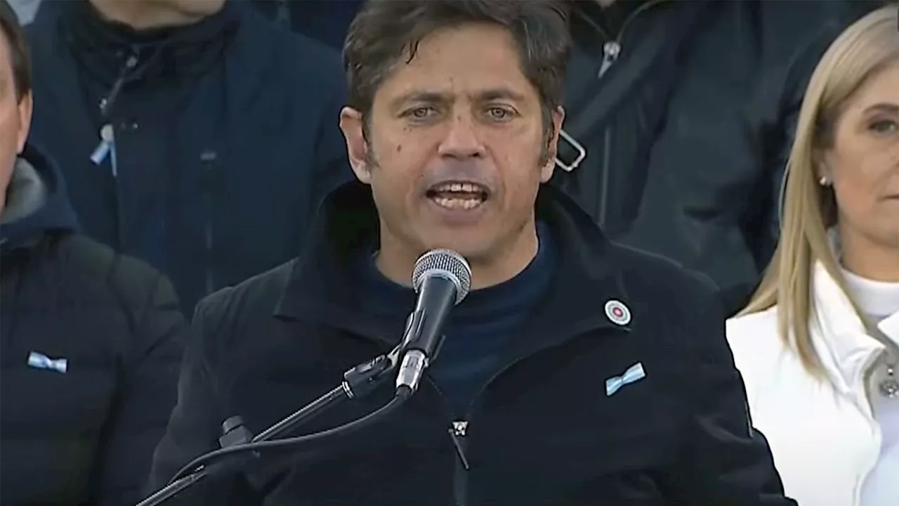 Axel Kicillof en Florencia Varela: 'El ajuste de Milei lo está pagando el pueblo'