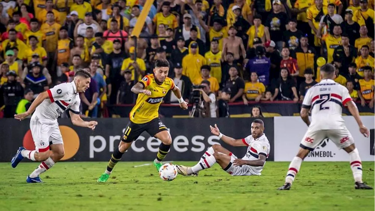 Joao Rojas, ex de Rayados de Monterrey, sufrió escalofriante lesión en Copa Libertadores