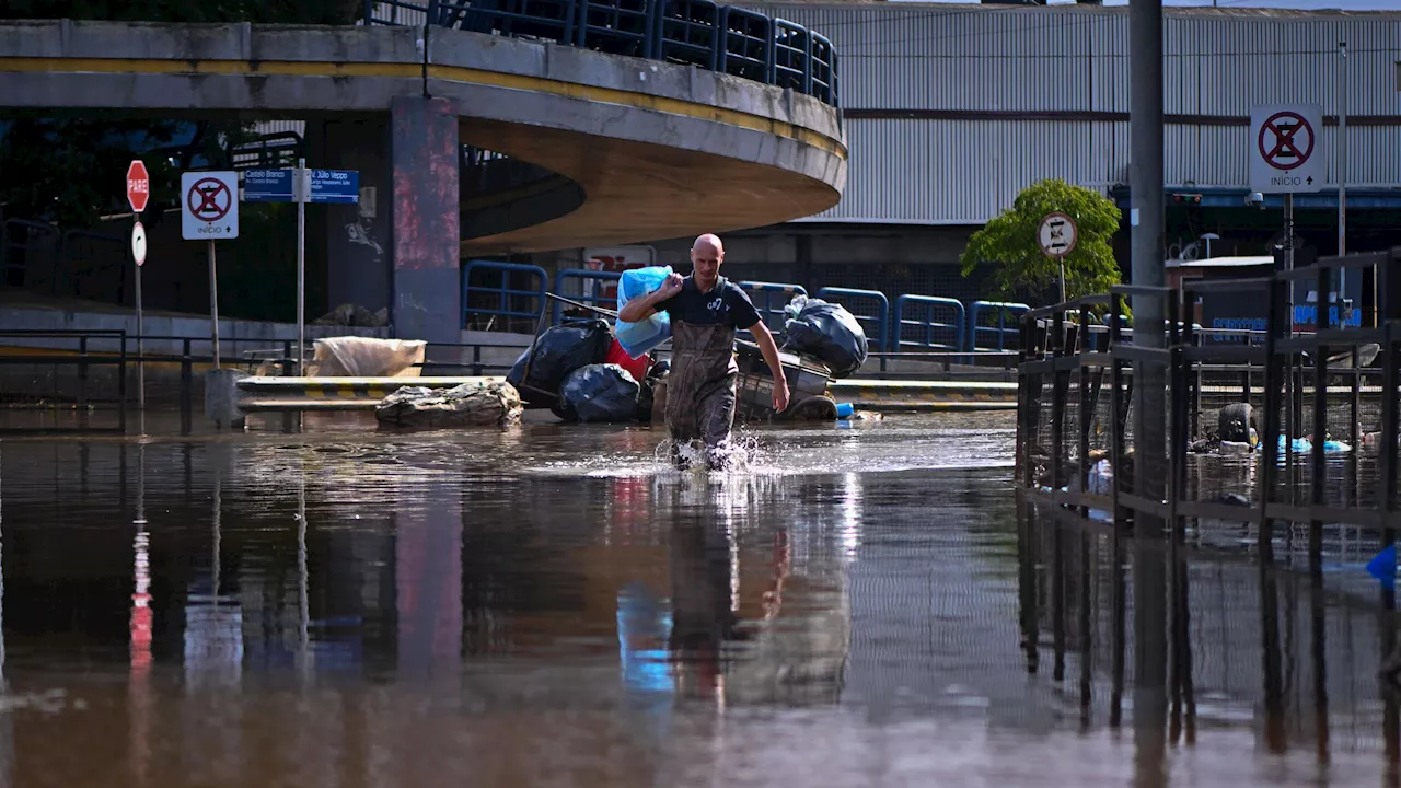 Más de 80.000 personas rescatadas de sus casas tras las inundaciones en el sur de Brasil que dejan 156 muertos