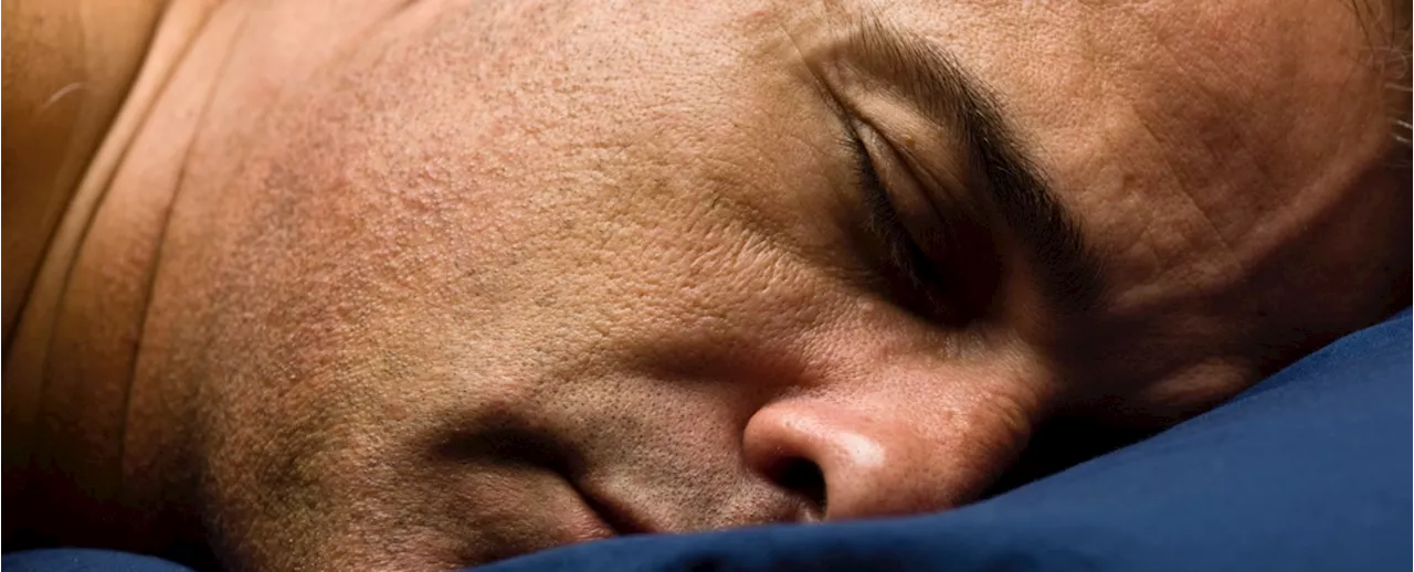 Sleep Wrinkles Are a Real Thing, And It's All About How You Sleep