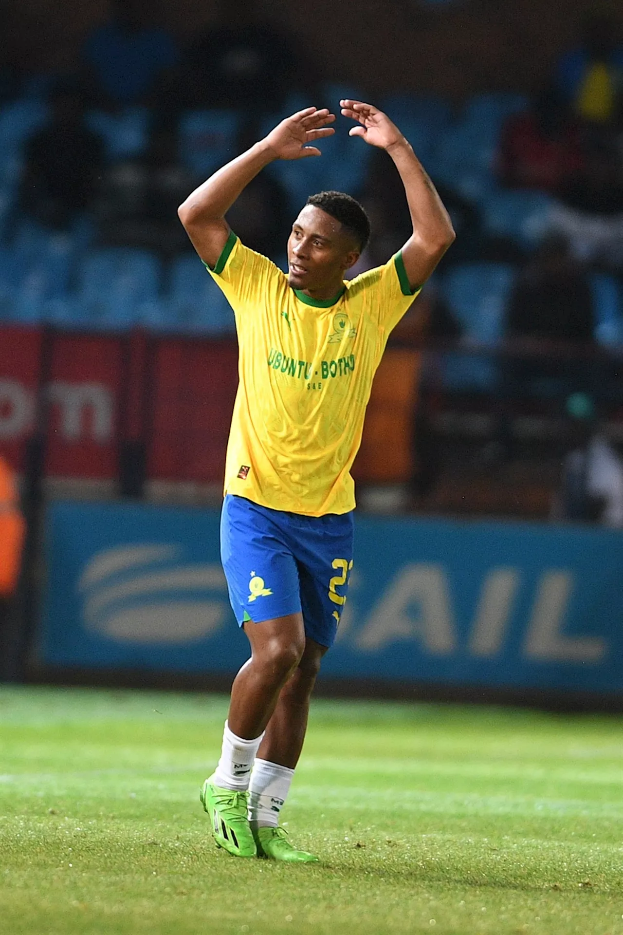 Mamelodi Sundowns' Ribeiro Costa Surprised Teboho Mokoena's Stay