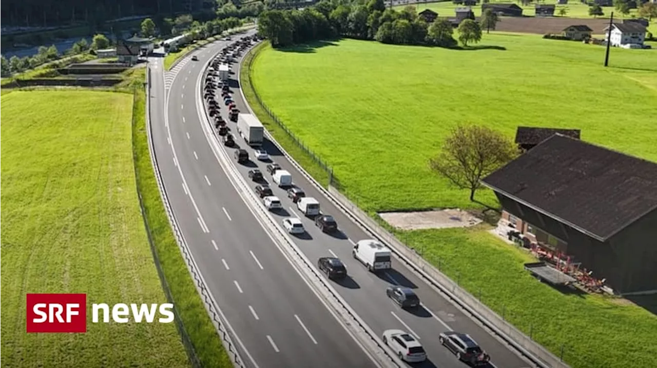  Langer Stau beim Gotthard – erneut Aktivisten vor dem Tunnel