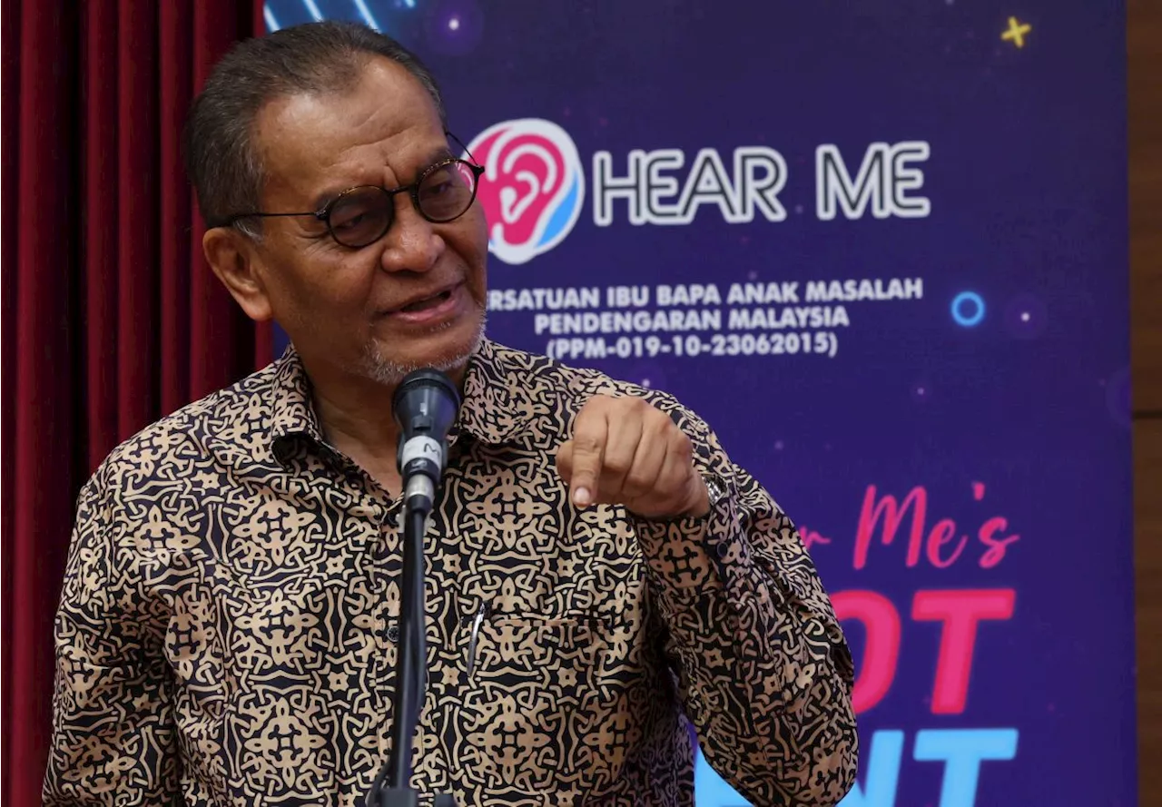 More than 900 infants diagnosed with hearing problems last year, says Dr Dzulkefly