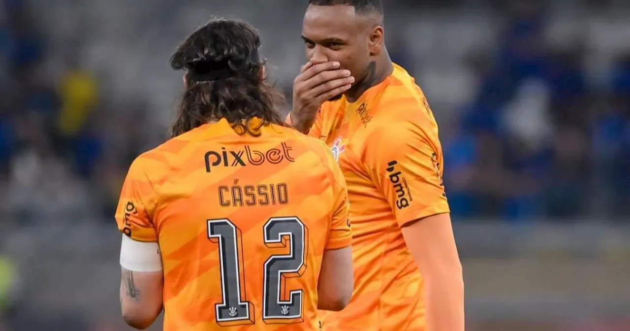 Novo goleiro titular do Corinthians se despede de Cássio: ‘Uma das pessoas que mais me ajudou’