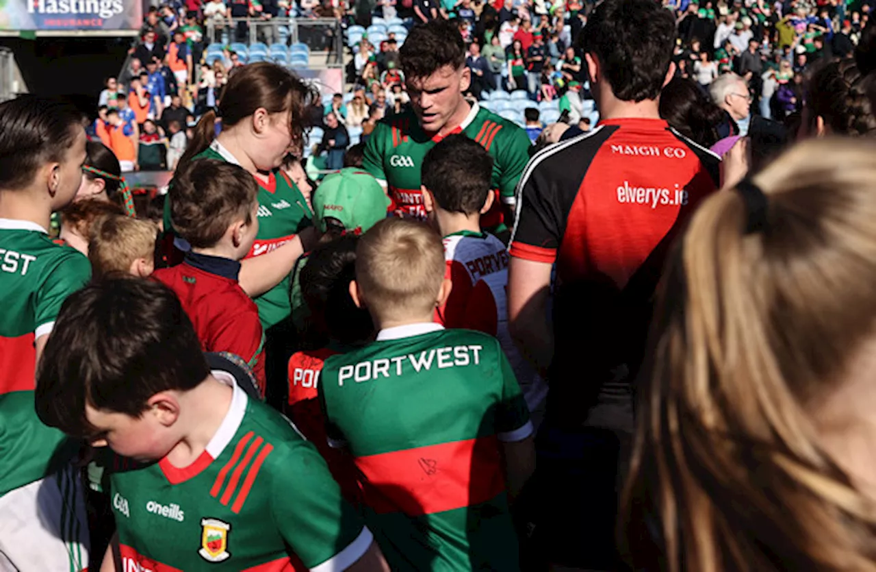 Mayo return to winning ways but Paddy Durcan pulls up late with injury