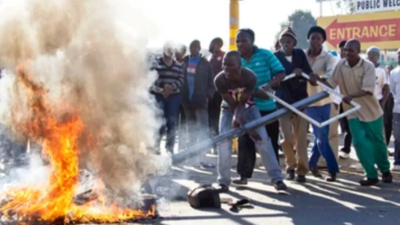 Tshwane warns of possible violent protests in these areas on Monday