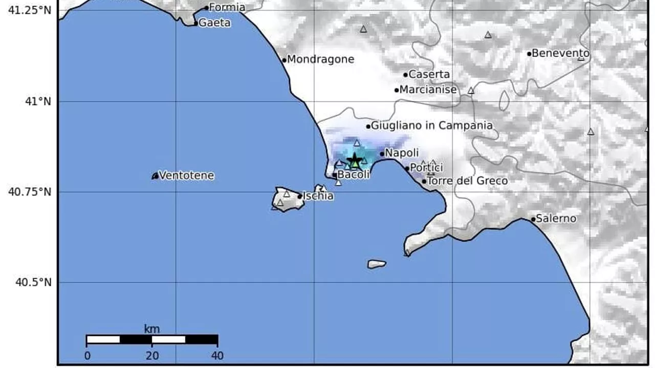 Tremano i campi Flegrei: in corso un nuovo sciame sismico