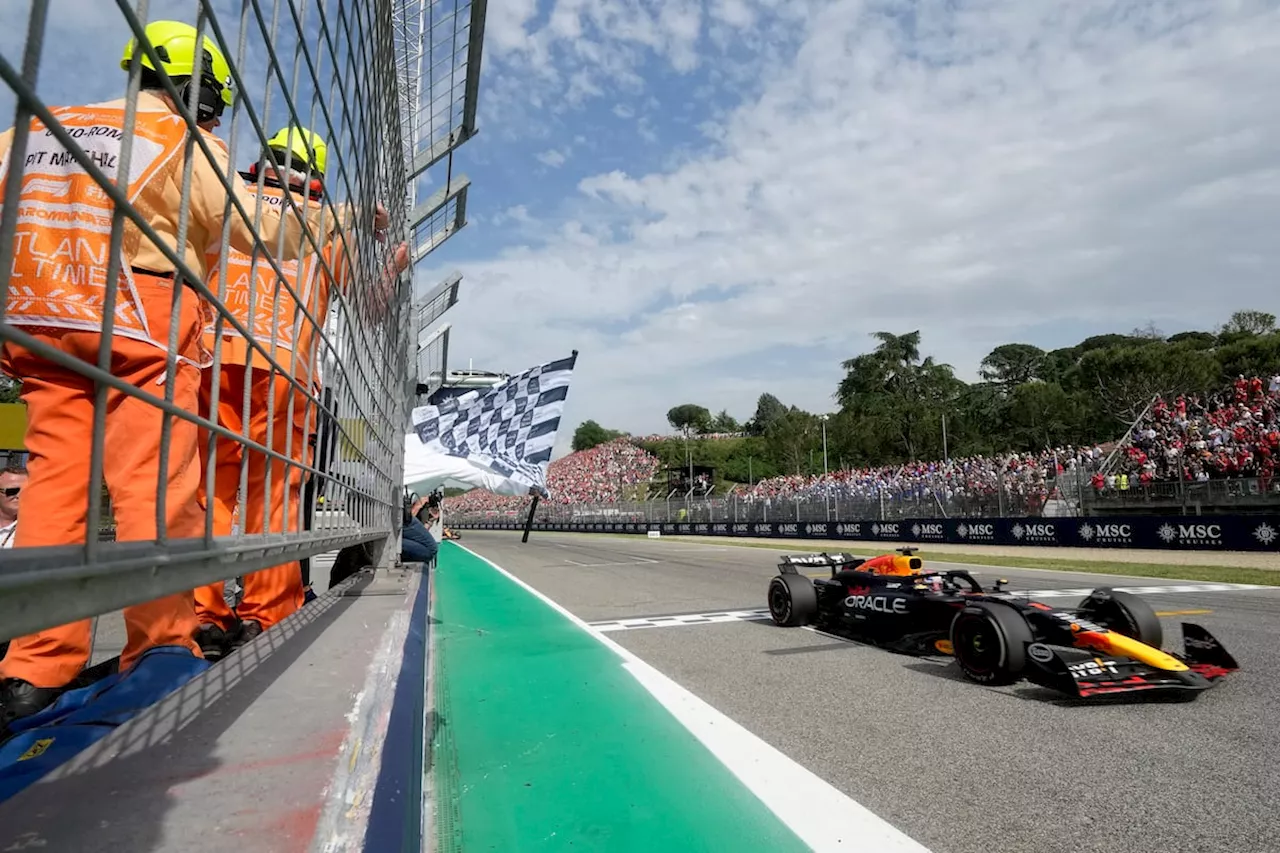 A Norris le falta una vuelta para ganar a Verstappen en el GP de Emilia Romaña