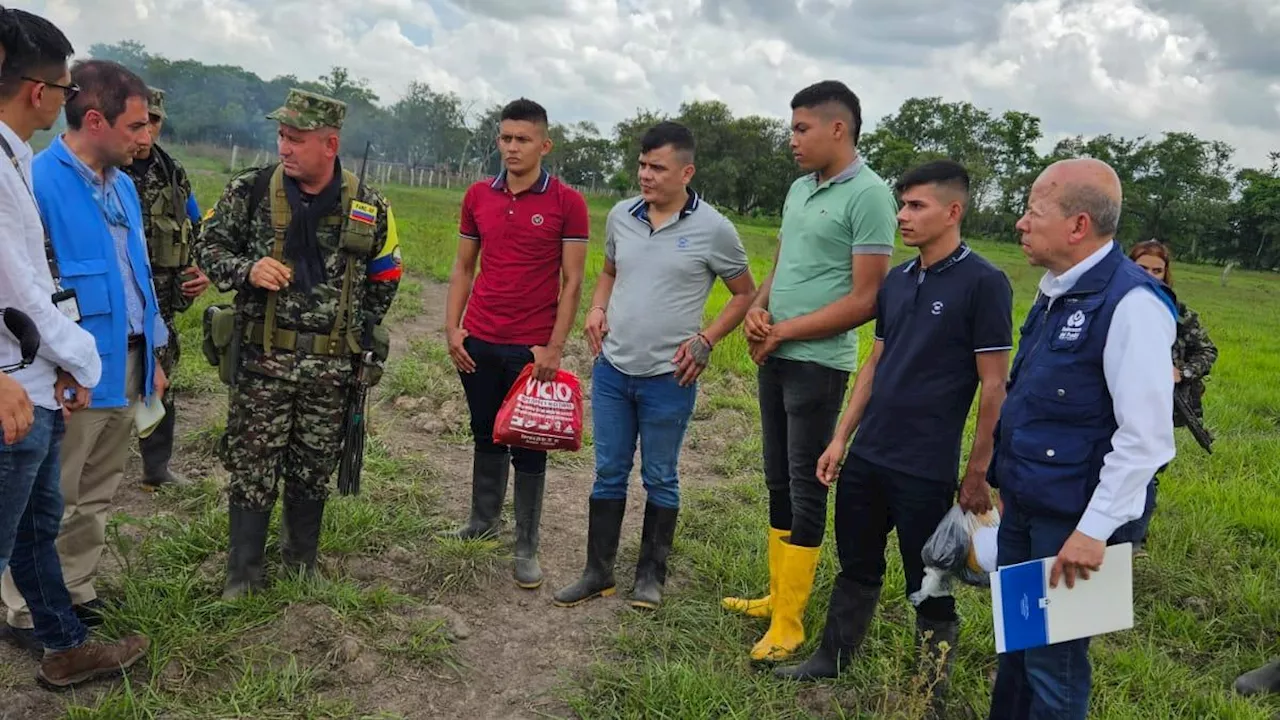 Disidencias liberan a 4 personas que tenían secuestradas y las entregan a misión humanitaria en Arauca