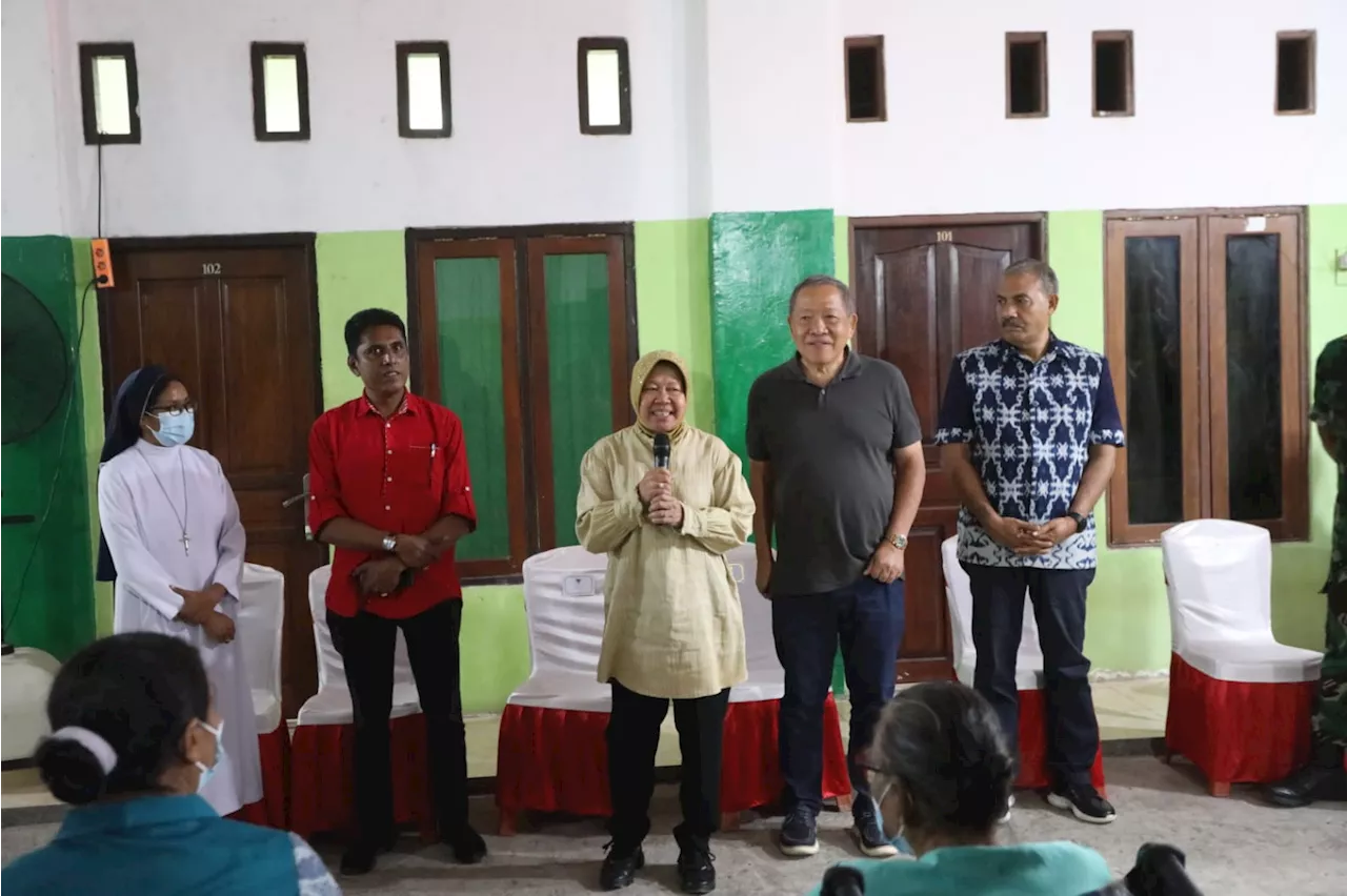 Berkunjung ke Desa Pambotanjara, Mensos Risma Janji Carikan Sumber Air Bersih Terdekat