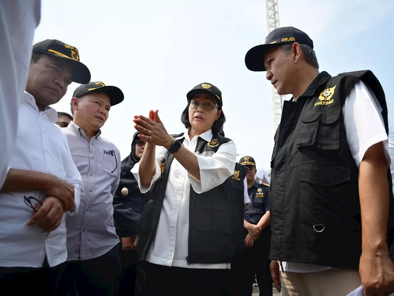 Kemenperin Ungkap Penyebab Menumpuknya Kontainer di 2 Pelabuhan Besar Ini