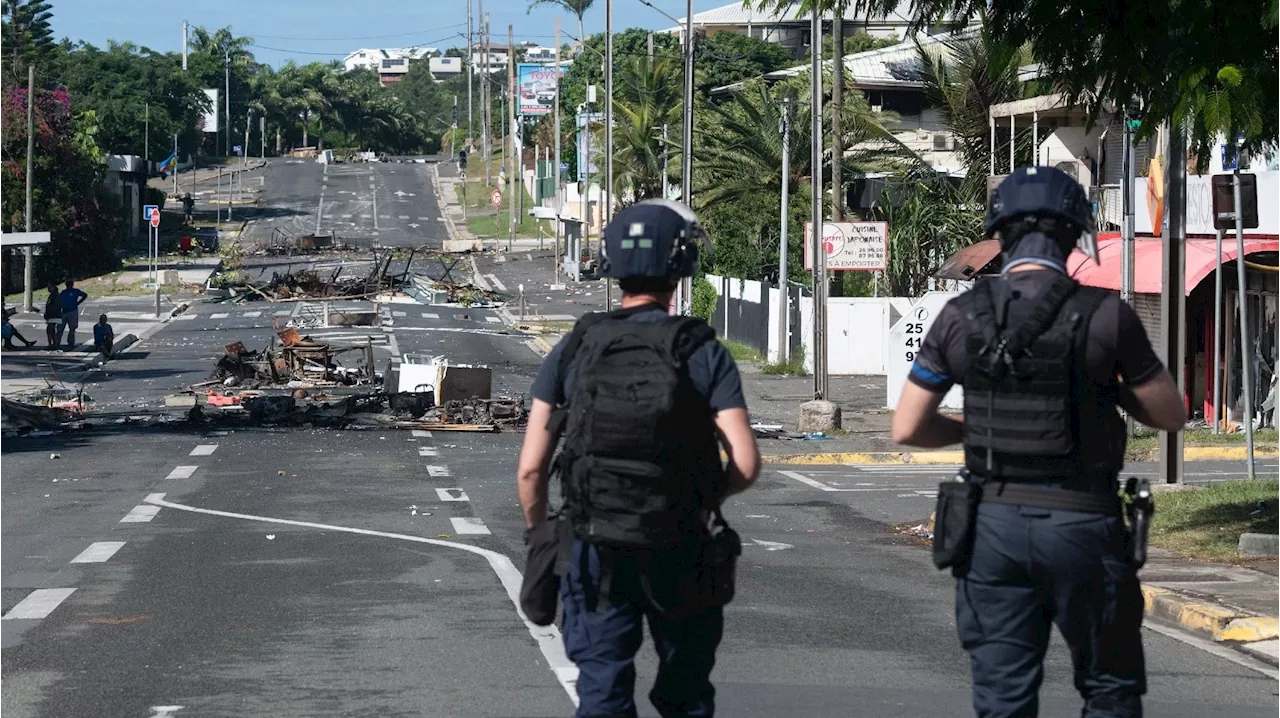 Crise en Nouvelle-Calédonie : 600 gendarmes pour 'reprendre' la route de Nouméa à l'aéroport