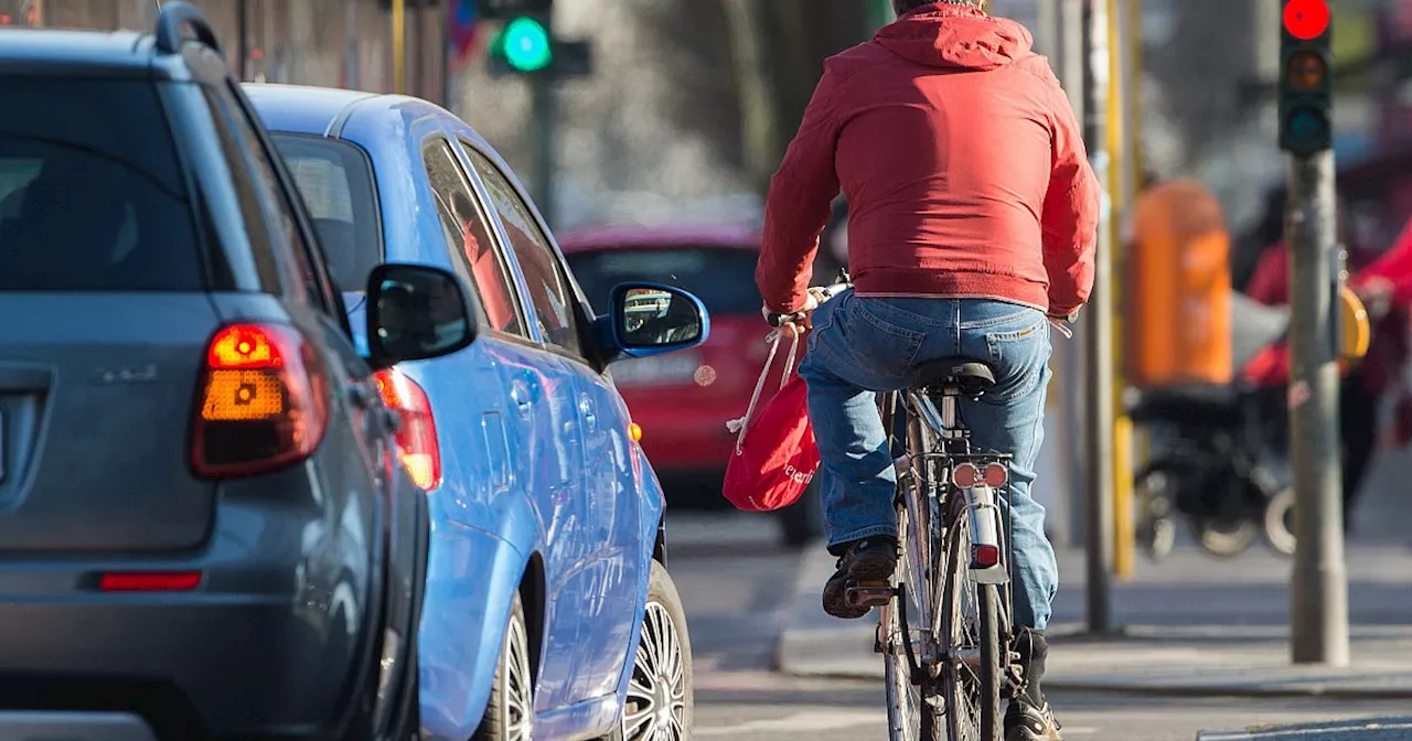 Punkte und hohe Geldbußen: Diese Strafen drohen Fußgängern und Radfahrern